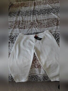 Under Armour White Women's Sweatpants with Elastic Waistband